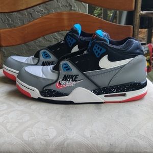 Nike Air Flight size 9